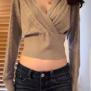 Pink rose Cropped sweater